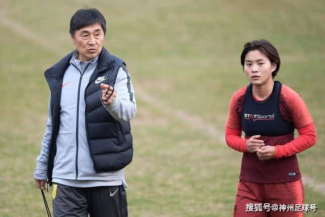 重磅！多队报价两届MVP胡金秋金额不菲 广厦陷运营困境或“卖人”